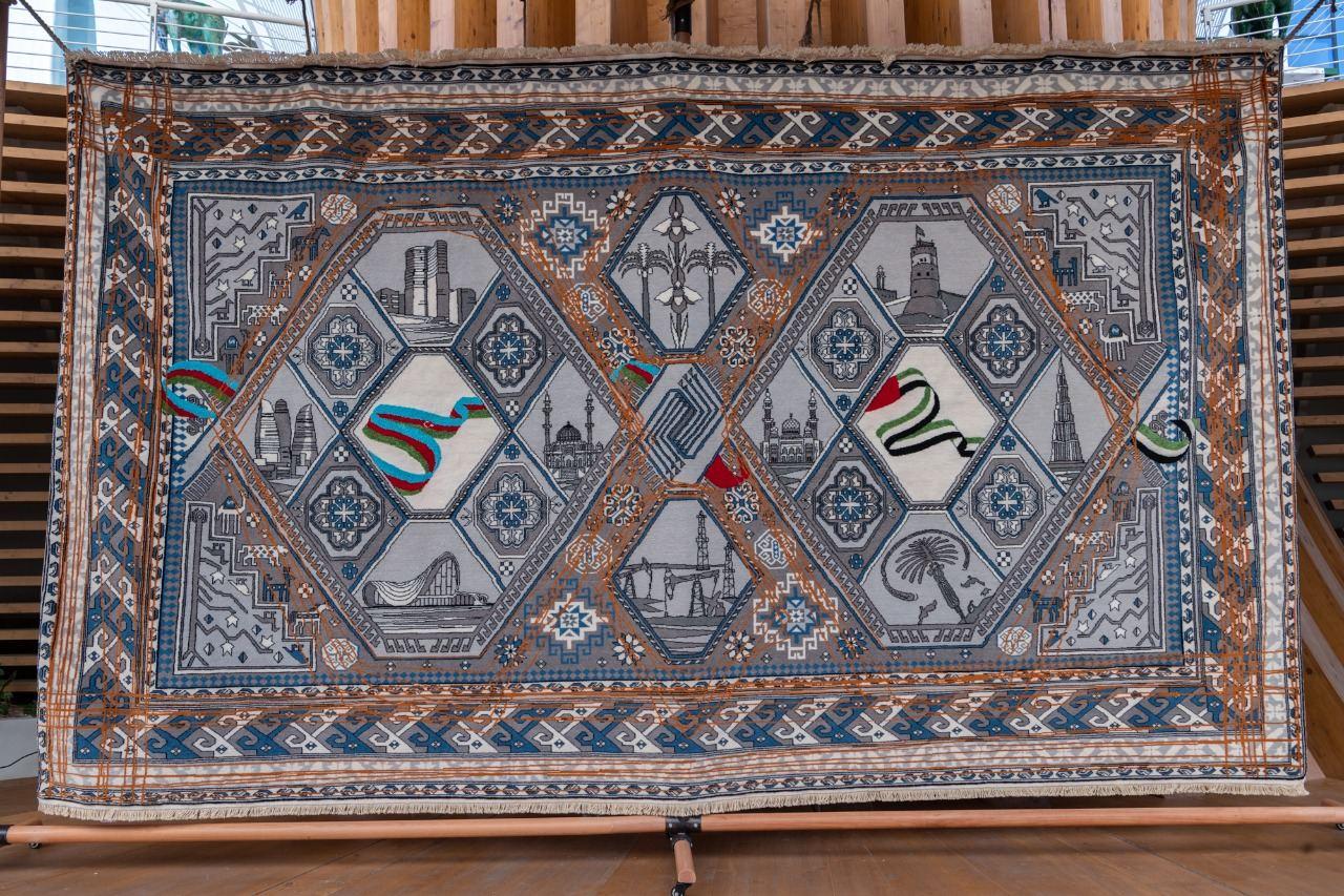 Azerbaijan presents “Dostluq” carpet at Expo 2020 Dubai [PHOTO]