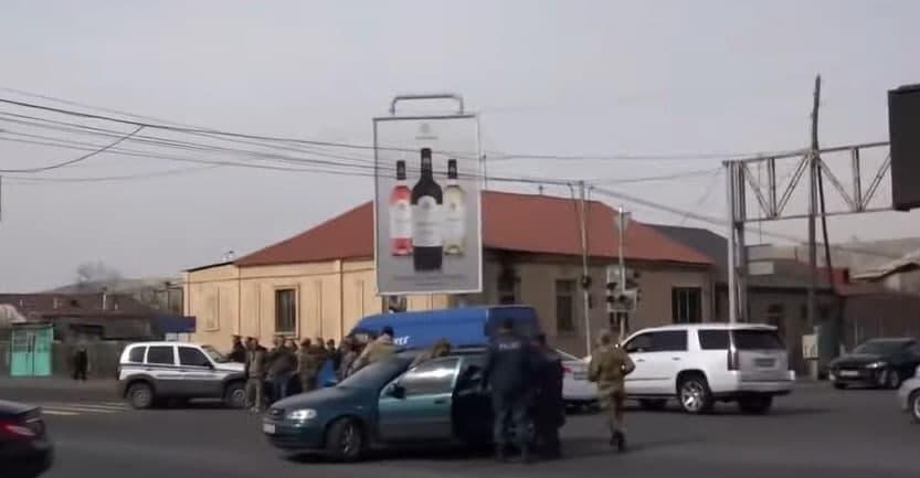 Armenians protest at Azerbaijani MPs' arrival in Yerevan [PHOTO/VIDEO]