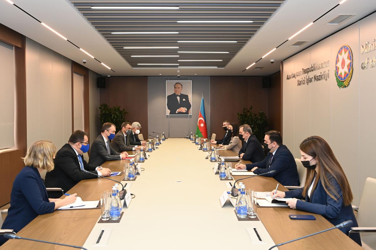 Azerbaijan, EU mull regional security, cooperation [PHOTO]