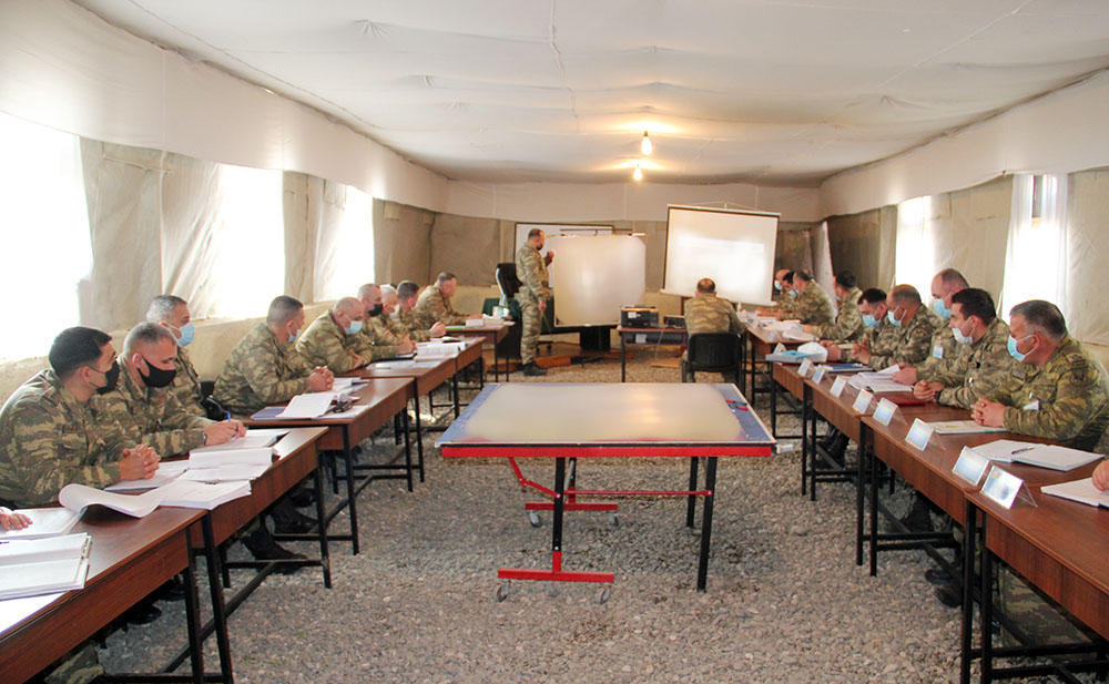 Army holds command-staff drills