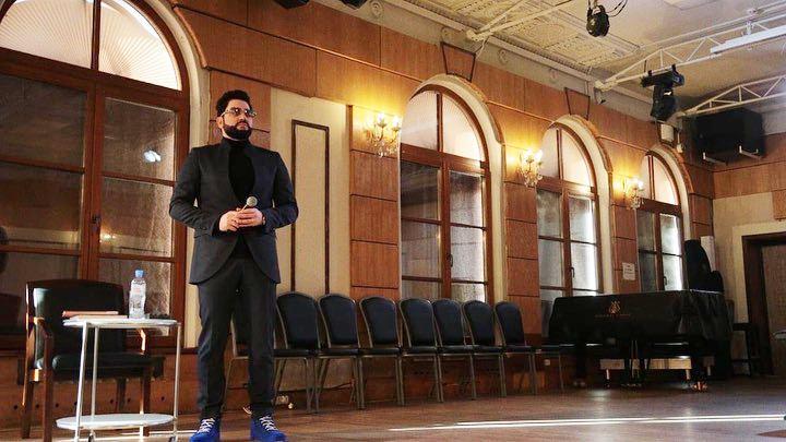 Yusif Eyvazov shares singing secrets with young talents [PHOTO]