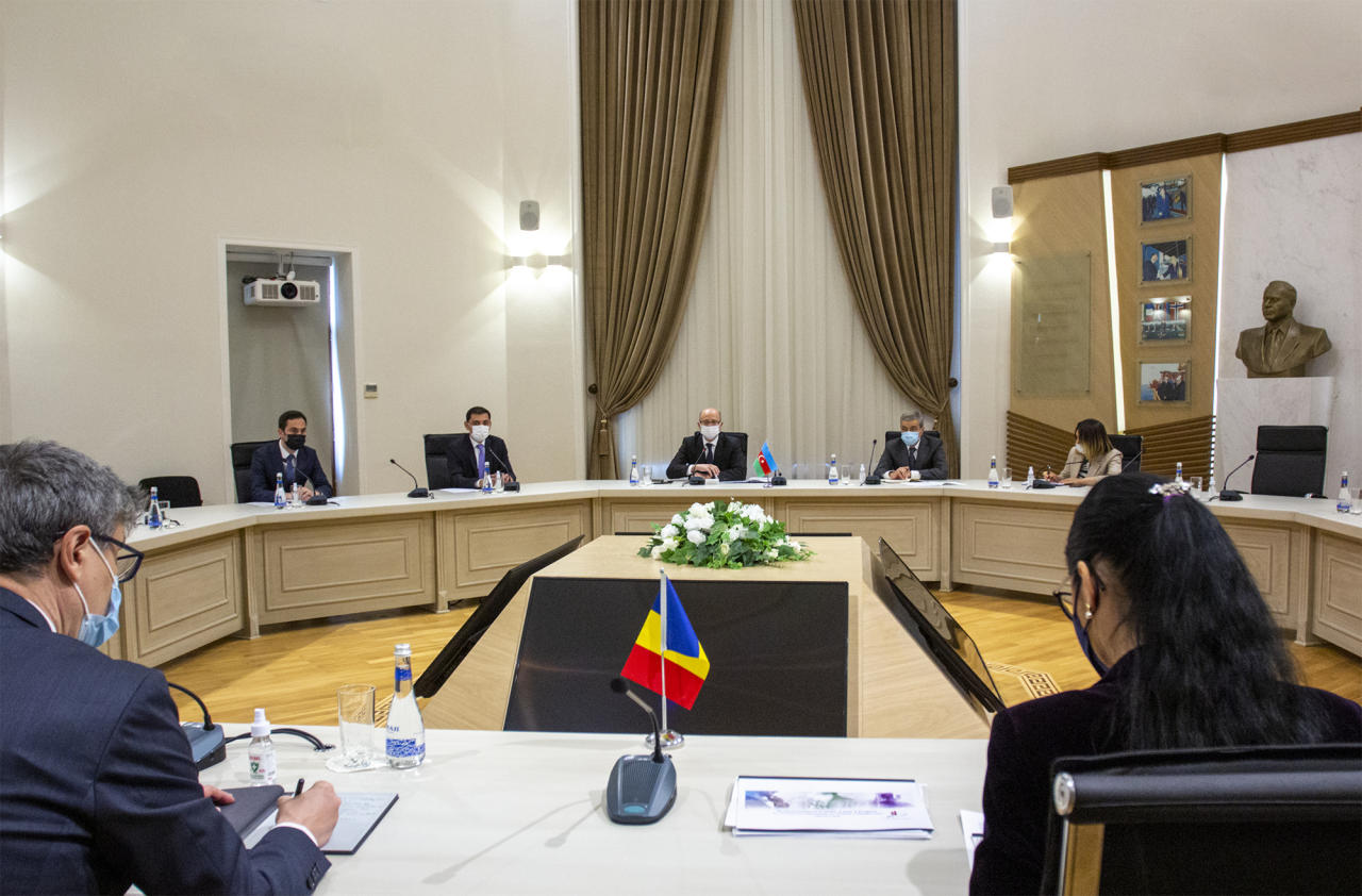 Azerbaijan, Romania eye priority areas for energy cooperation [PHOTO]