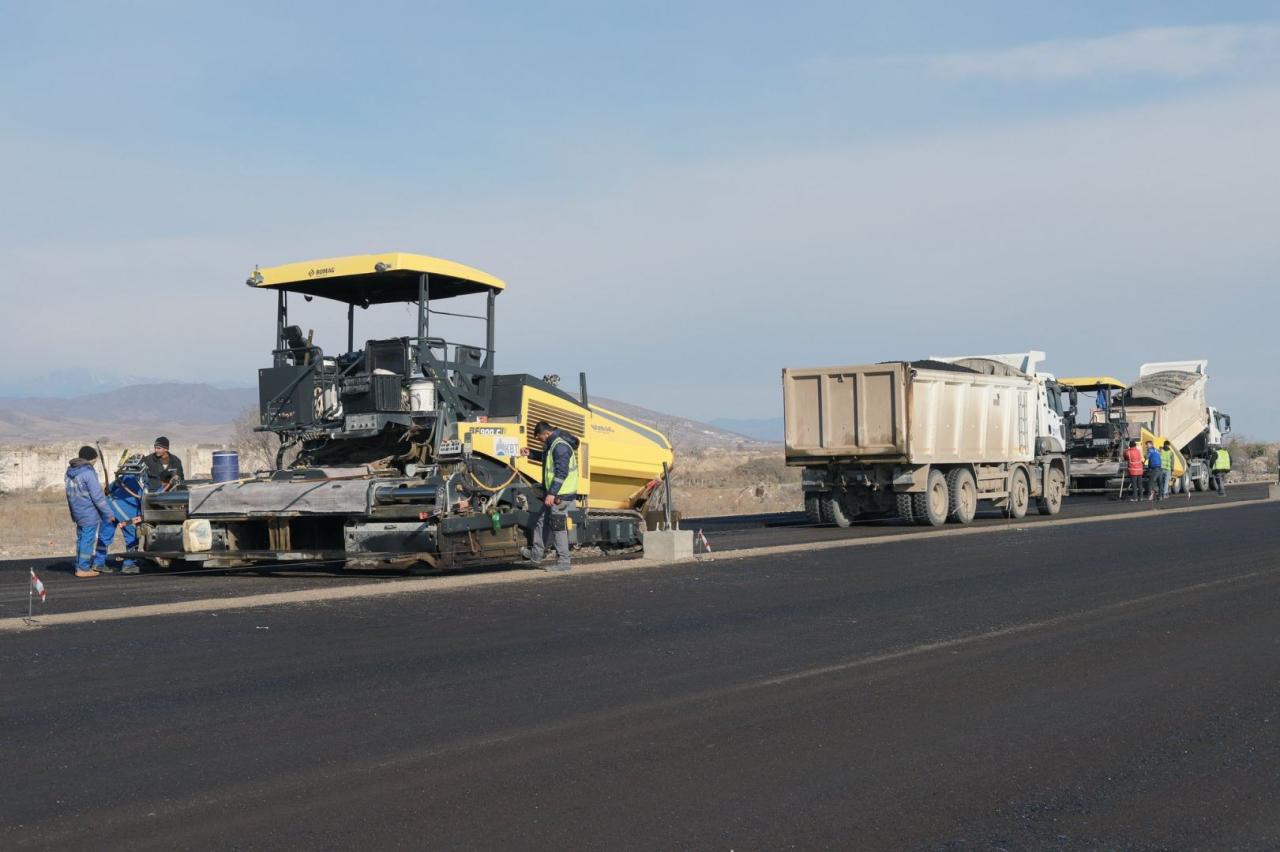 Azerbaijan begins work on asphalting Barda-Agdam road [PHOTO]