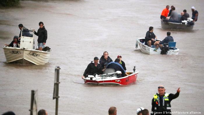Australia to declare floods national emergency