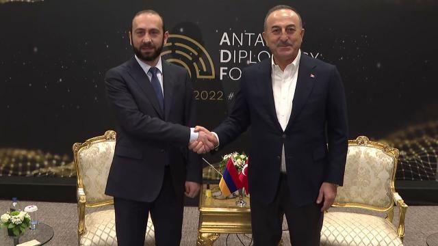 Turkish, Armenian FMs meet within framework of Antalya Diplomacy Forum