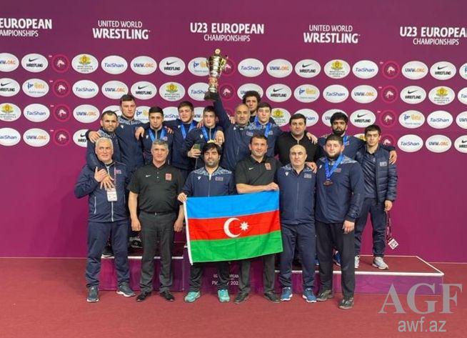 National wrestling team crowned European Champion [PHOTO]