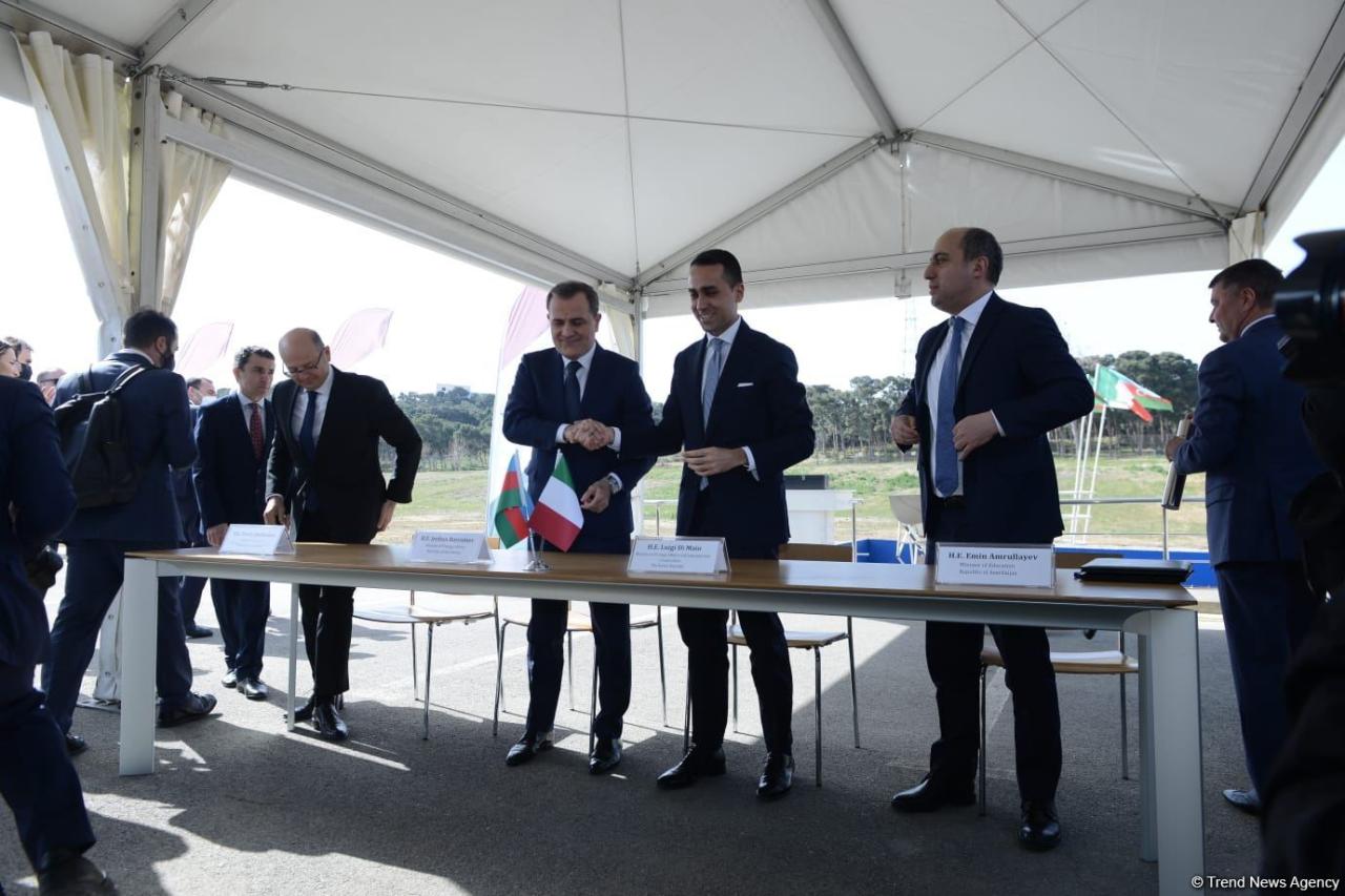 Azerbaijan, Italy sign document on building joint university [PHOTO]