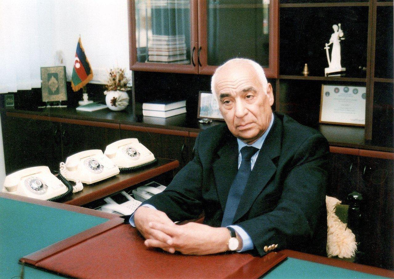 Azerbaijan's veteran lawyer awarded by president