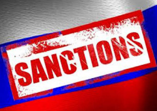 EU imposes sanctions against Russian businessmen, politicians, journalists