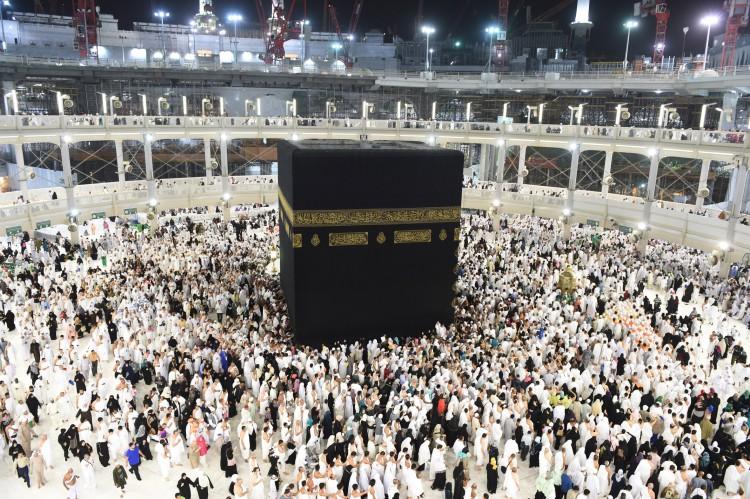 Saudi Arabia to allow 1 million Hajj pilgrims, relaxing virus curbs