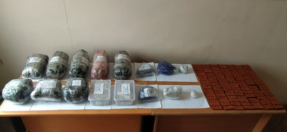 Over 16 kg of drugs seized on Azerbaijan-Iran border [PHOTO]