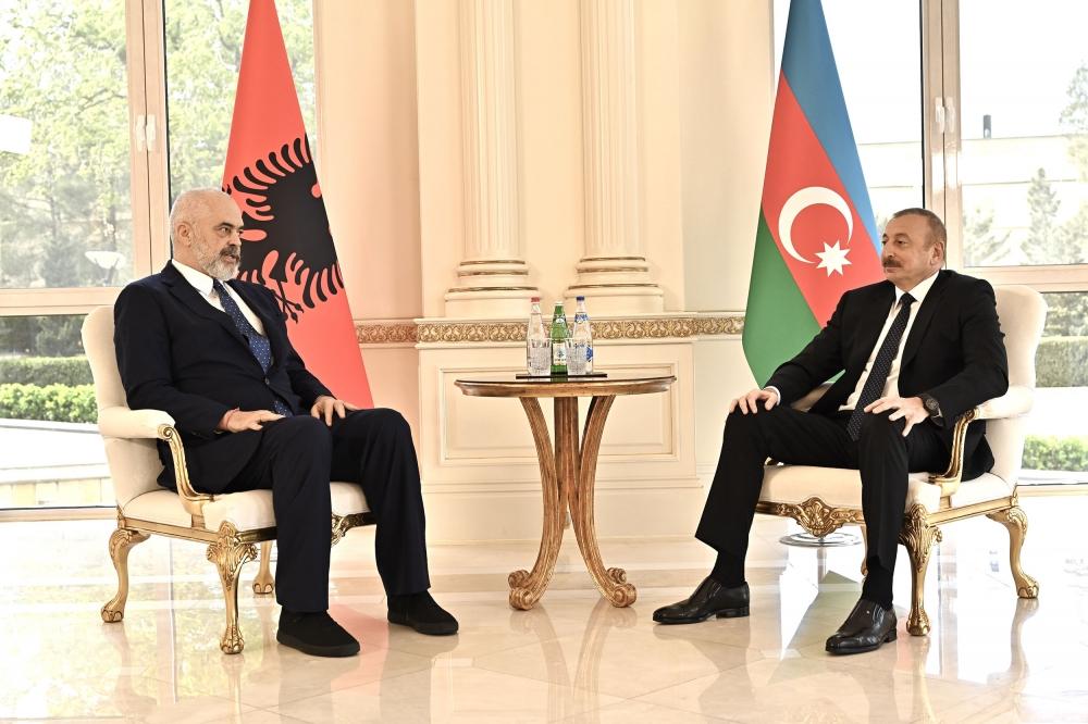 Azerbijani president, Albanian PM meet one-to-one [UPDATE]