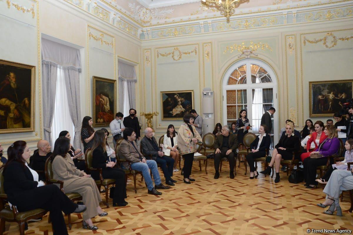 Georgian art figures visit National Art Museum [PHOTO] - Gallery Image