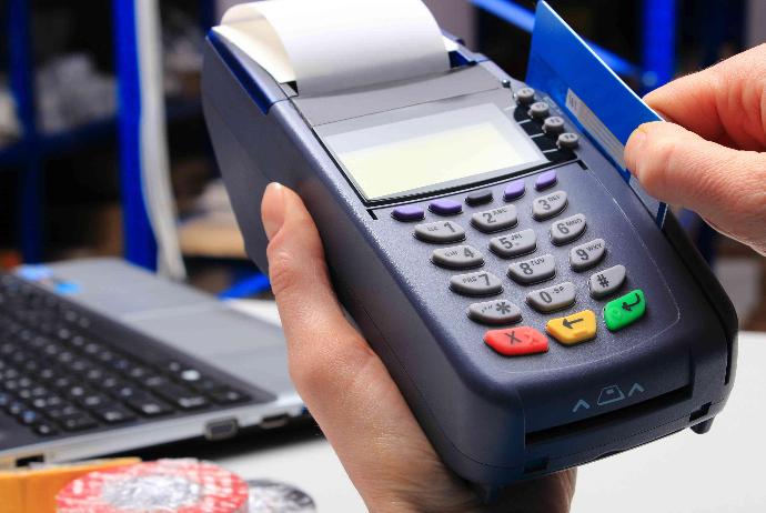 Kazakhstan talks imbalanced introduction of cashless payments