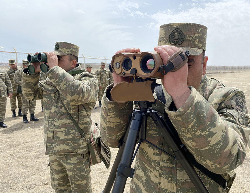 Artillery units hold forward observation training courses