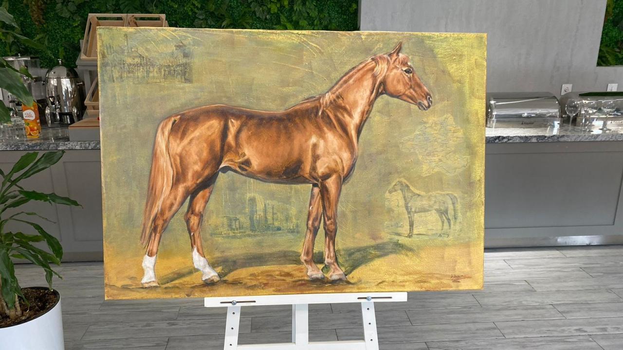 Latvian artist shows off her artwork in Shusha [PHOTO]
