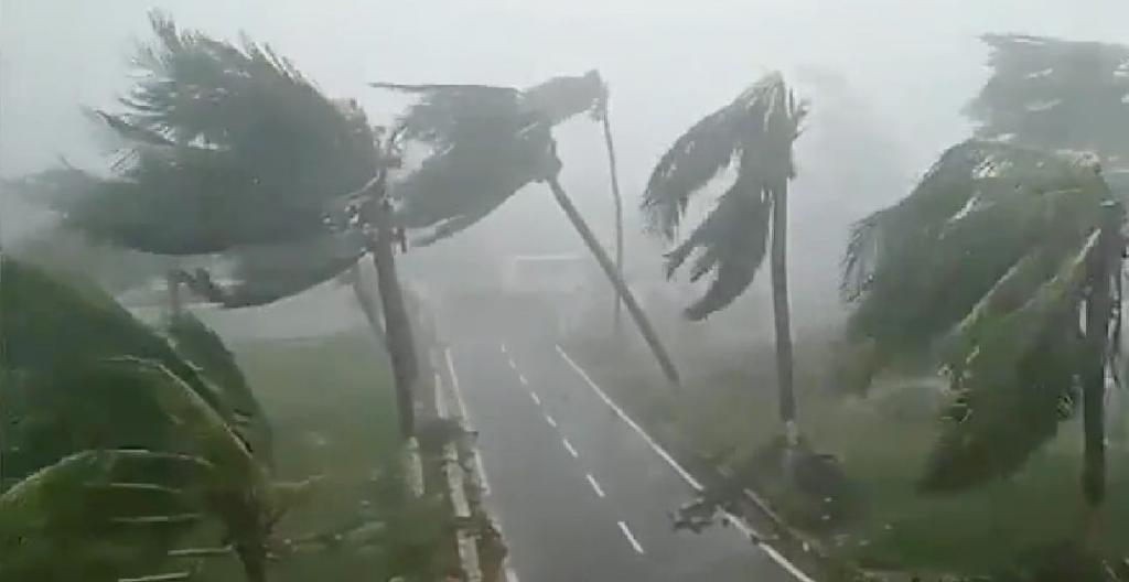 Asani intensifies into severe cyclonic storm, Indian Odisha, West Bengal on alert