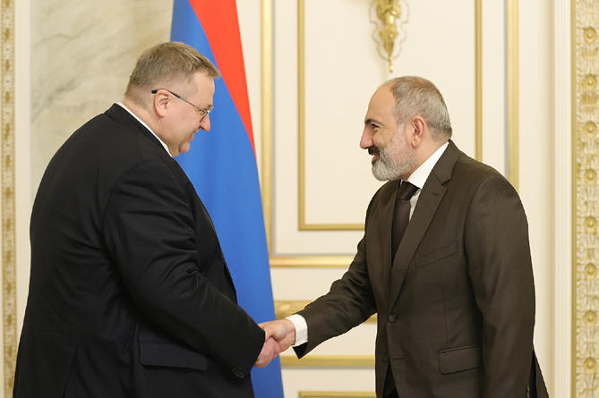 Russian deputy premier in Armenia calls for opening of transport communications in South Caucasus