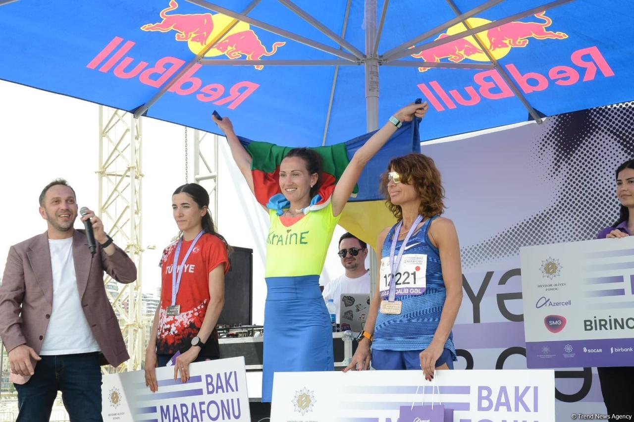 Hundreds of runners hit streets for Baku Marathon [PHOTO] - Gallery Image