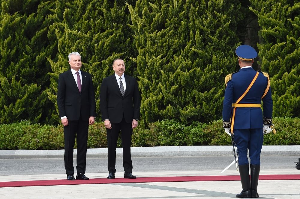 Baku hosts official welcoming ceremony for President of Lithuania [PHOTO/VIDEO] - Gallery Image