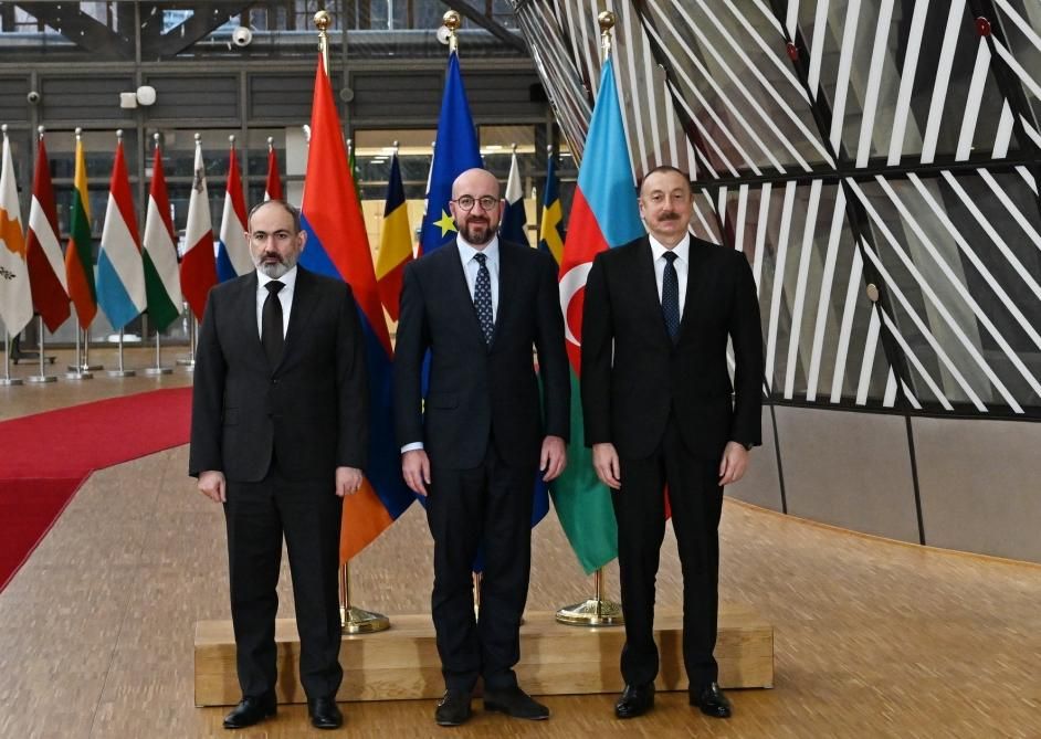 Hopes remain low as Azerbaijan, Armenia readying for third meeting in Brussels