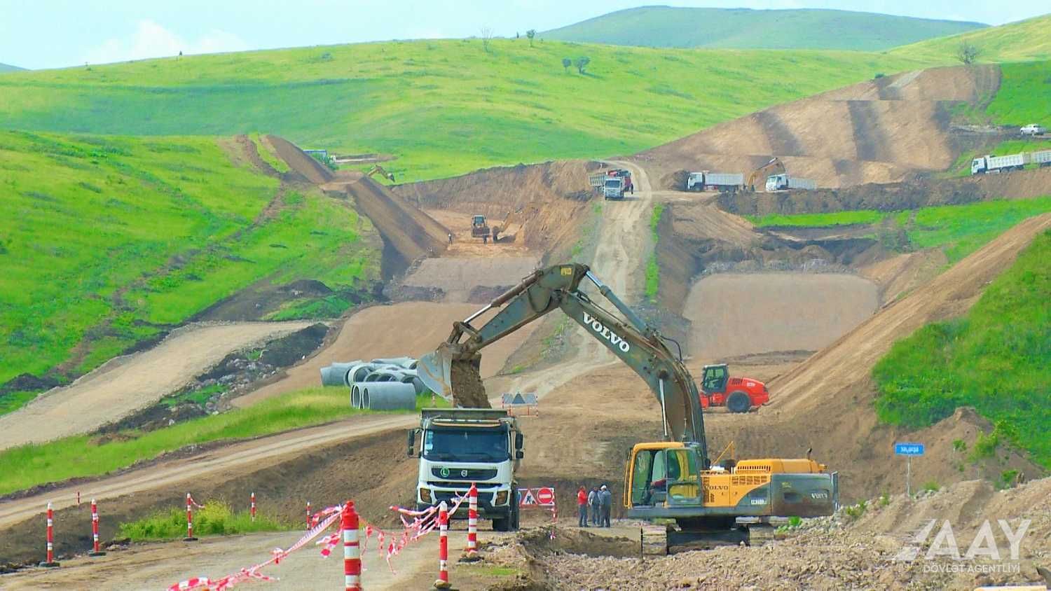 Construction of Fuzuli-Hadrut highway underway in liberated lands [PHOTO/VIDEO]