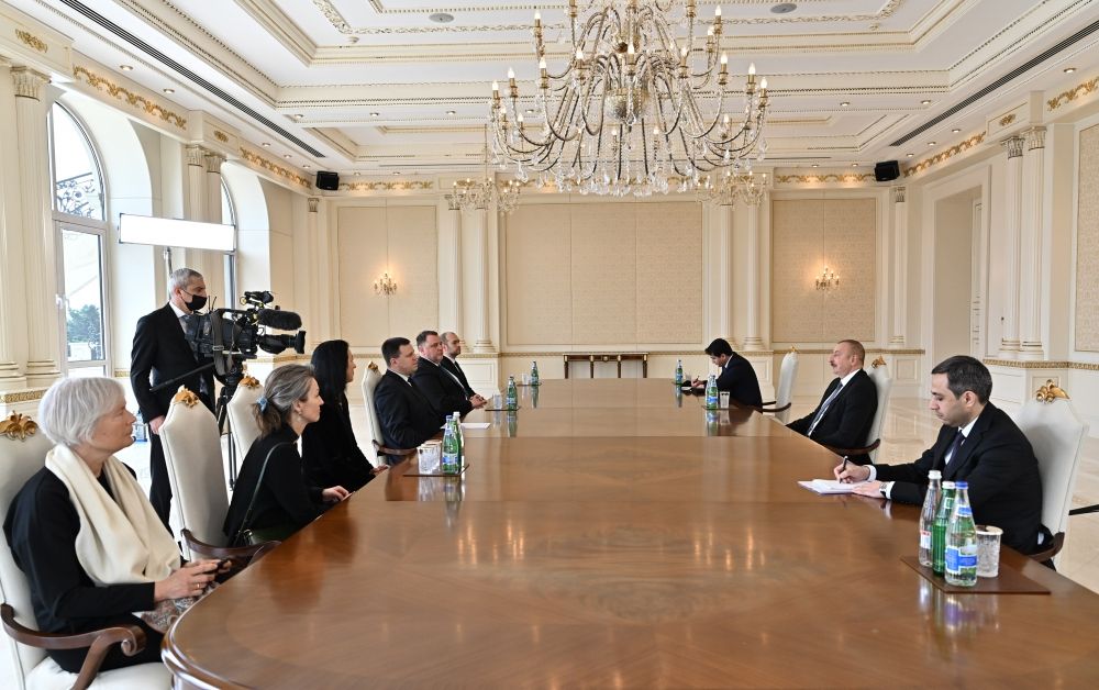 President Ilham Aliyev receives Estonian parliamentary delegation [UPDATE]