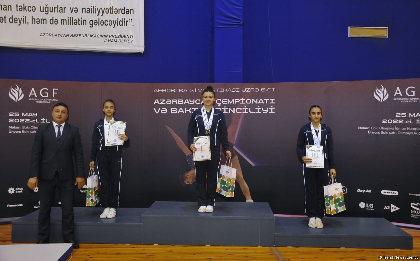 Awards held for winners of 6th Azerbaijan and Baku Championships in Aerobic Gymnastics among pre-juniors and juniors [PHOTO] - Gallery Image