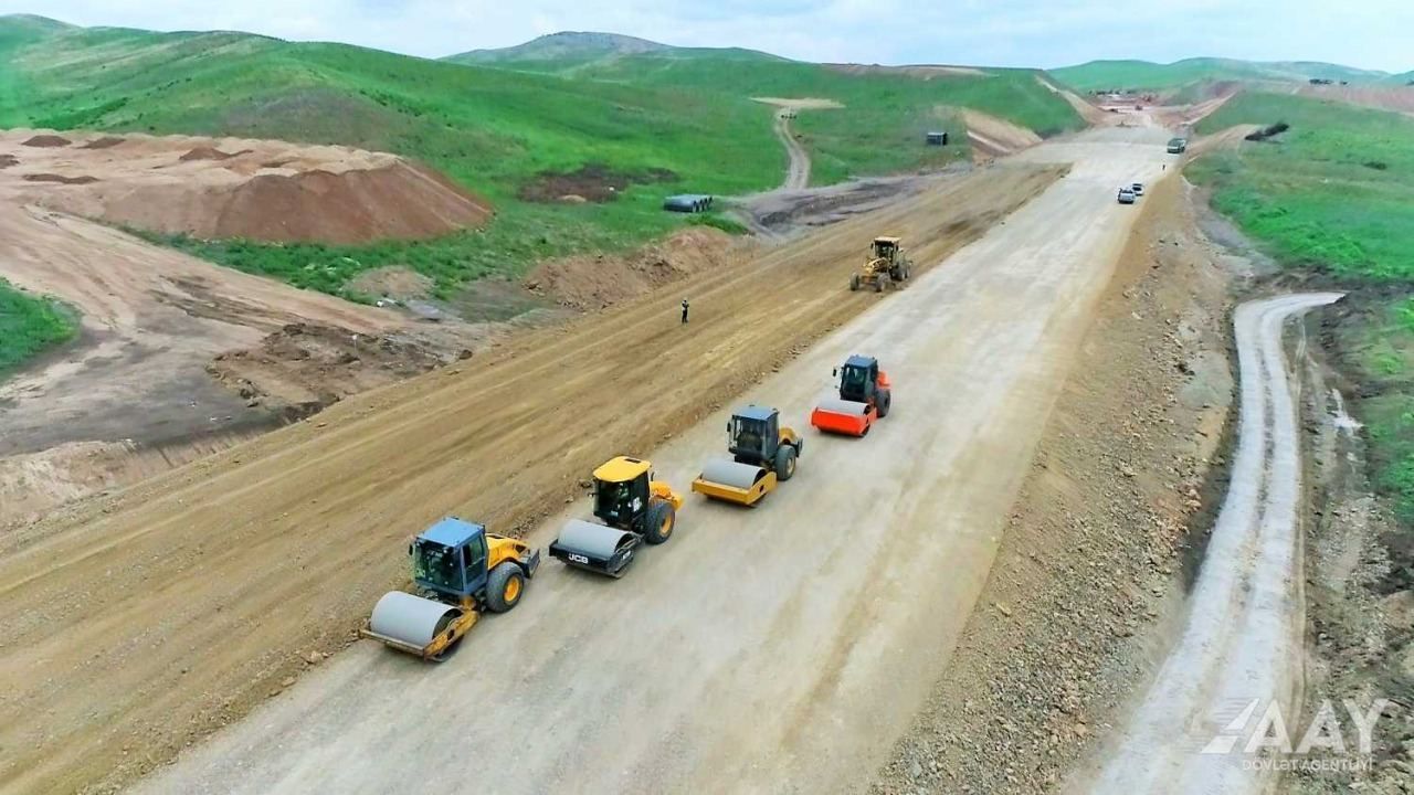 Azerbaijan continues construction of Horadiz-Jabrail-Zangilan-Agbend highway [VIDEO]