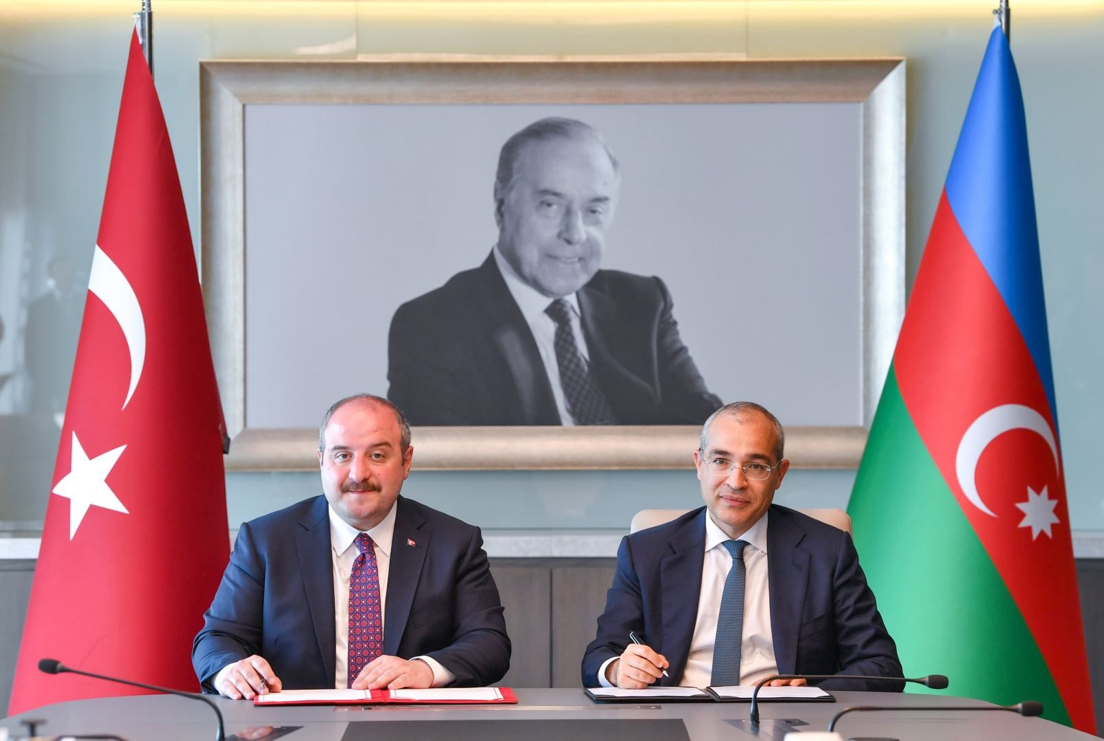 Azerbaijan, Turkey sign MoU on economic partnership [PHOTO] - Gallery Image