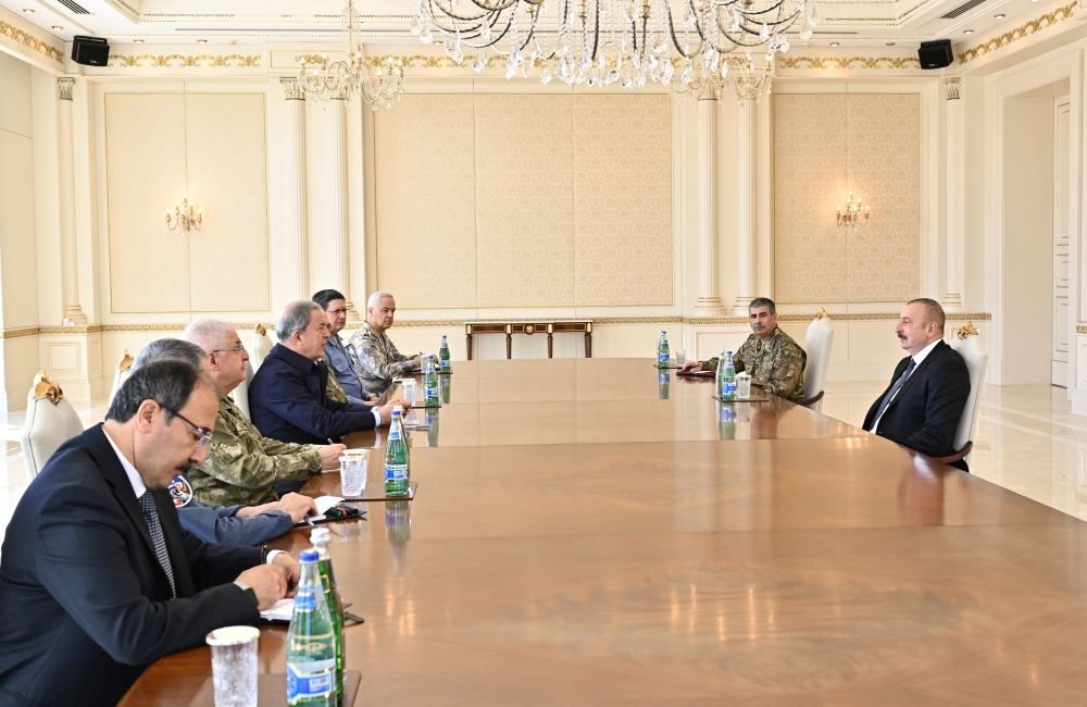 President Ilham Aliyev receives delegation led by Turkish National Defense Minister [UPDATE]