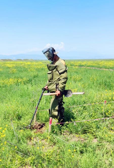 Army’s engineer-sapper units demine over 2,300 ha of liberated lands in May [PHOTO]