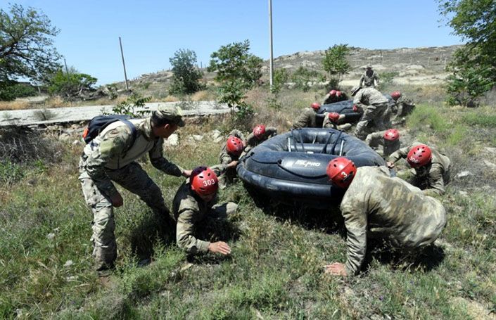 SAT Special Forces conduct naval drills [VIDEO]