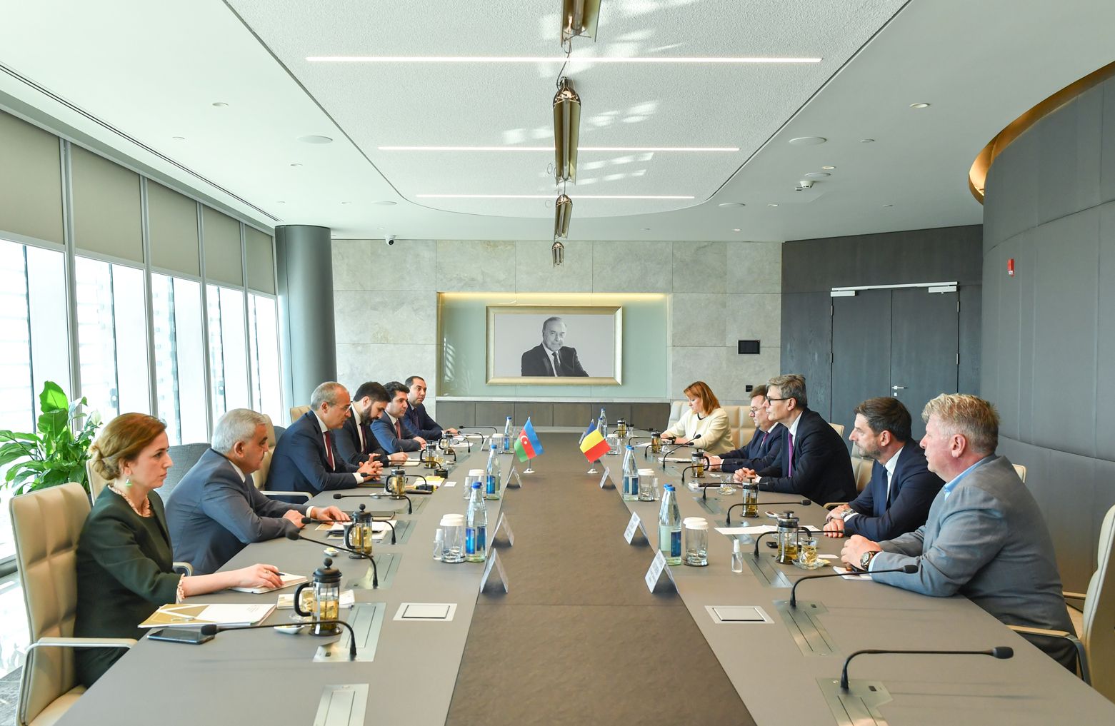 Deepening economic relations remains high on the agenda of Azerbaijani, Romanian governments