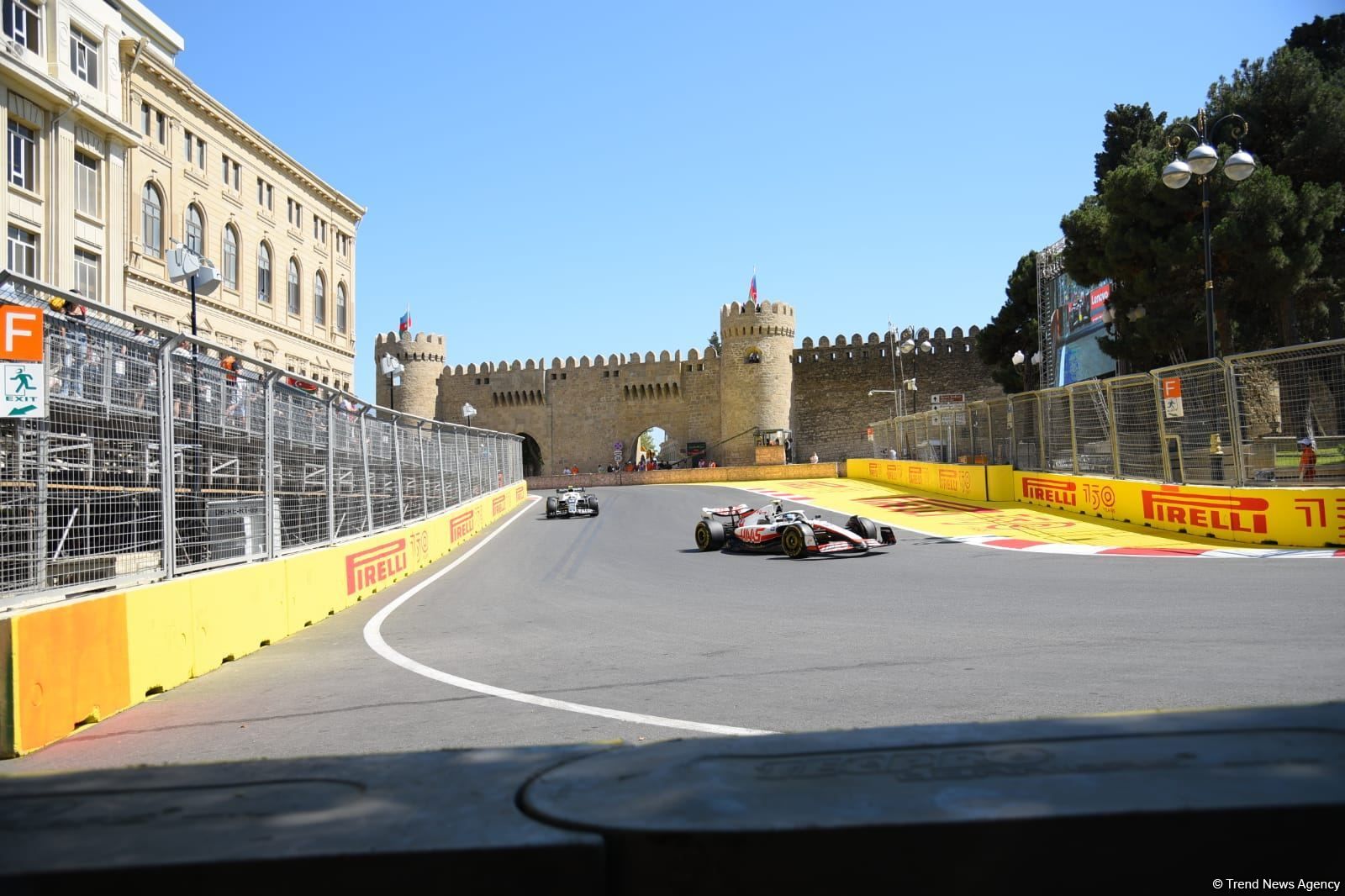 First practice session of F1 drivers underway in Baku [PHOTO]