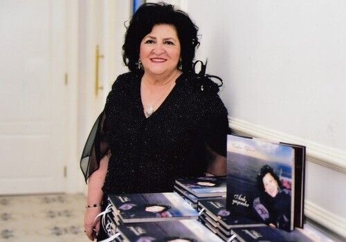 Azerbaijani president awards national musician