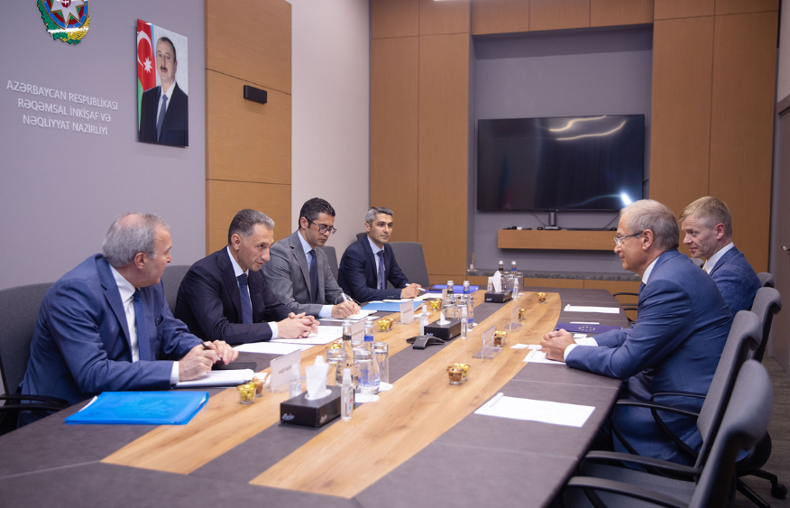 Azerbaijan, EU discuss transport, tourism co-op