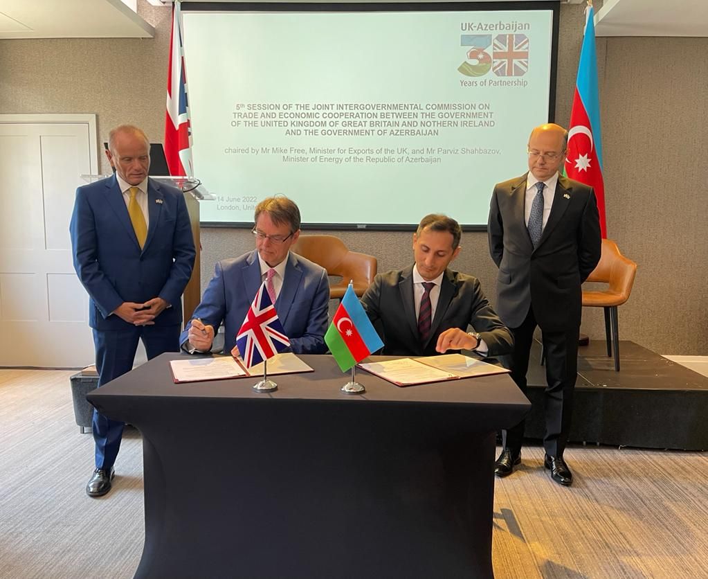 Minister: UK largest foreign investor in Azerbaijan [PHOTO] - Gallery Image