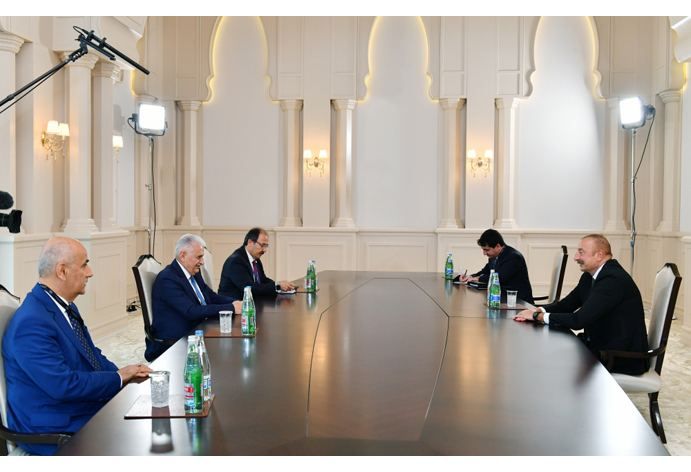 President Ilham Aliyev receives Turkey's former prime minister [UPDATE]