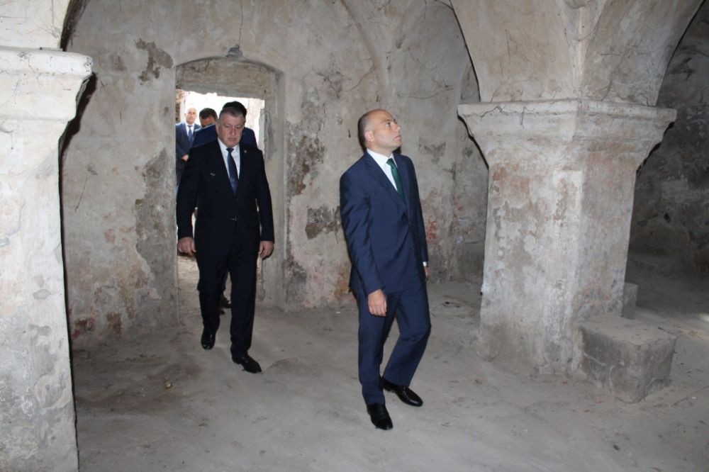 Culture minister visiting regions to inspect state of historical buildings [PHOTO]