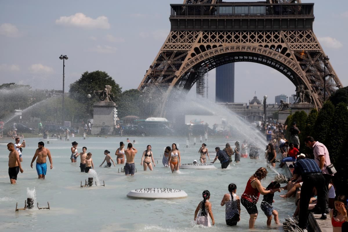 Unprecedented heatwave cooks western Europe, with temperatures hitting 43C