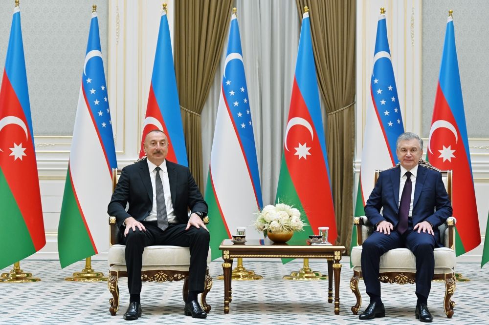 Azerbaijani, Uzbek presidents hold meeting in limited format [PHOTO/VIDEO]