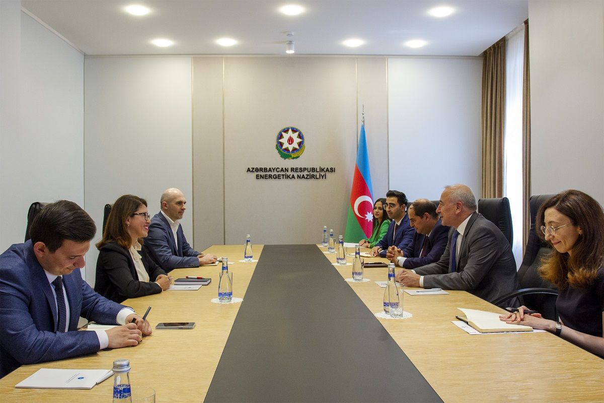 Azerbaijan, EBRD mull further cooperation in achieving goals set in renewable energy, electricity