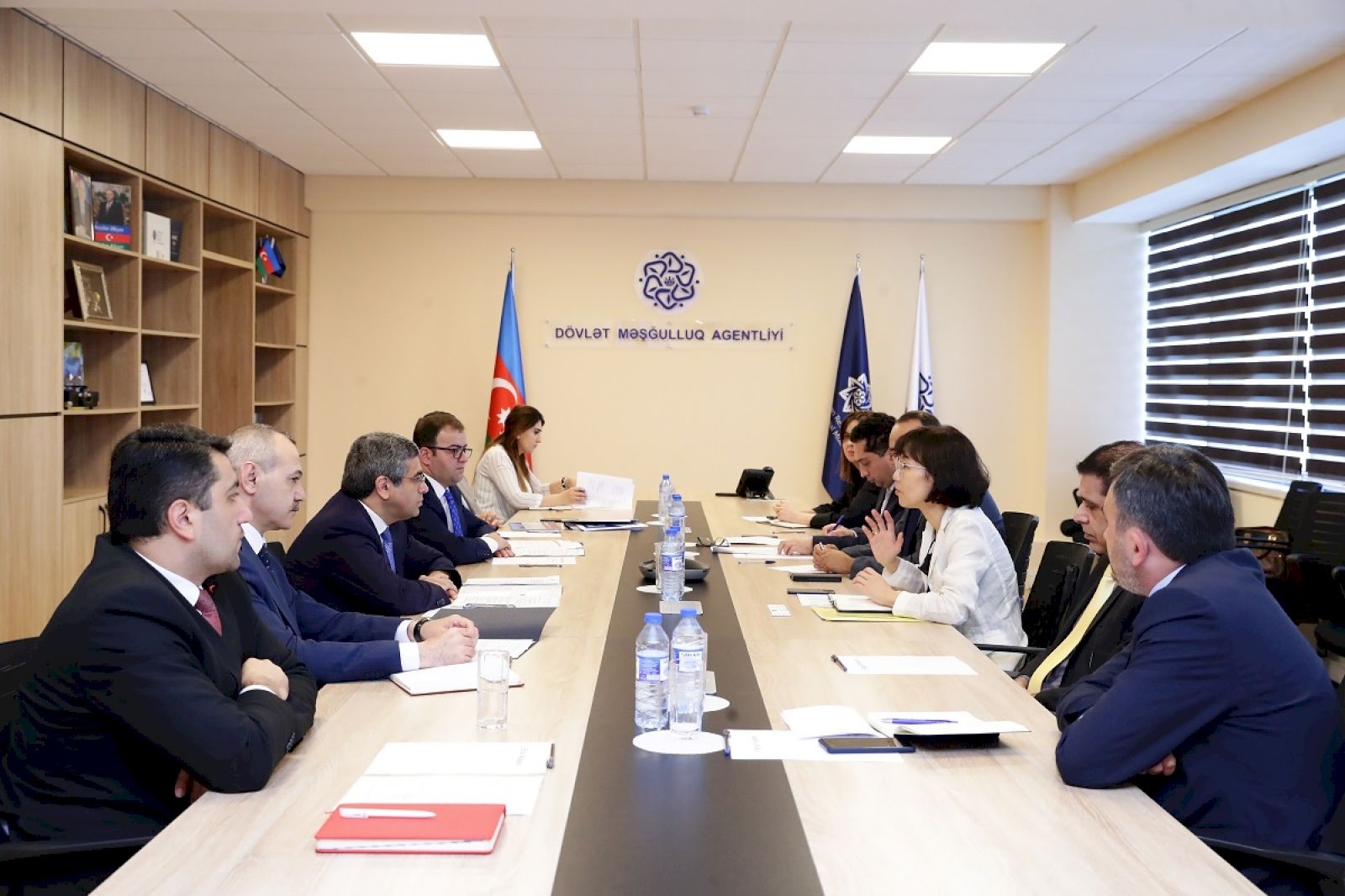Azerbaijan, ADB mull cooperation prospects in labour, social protection