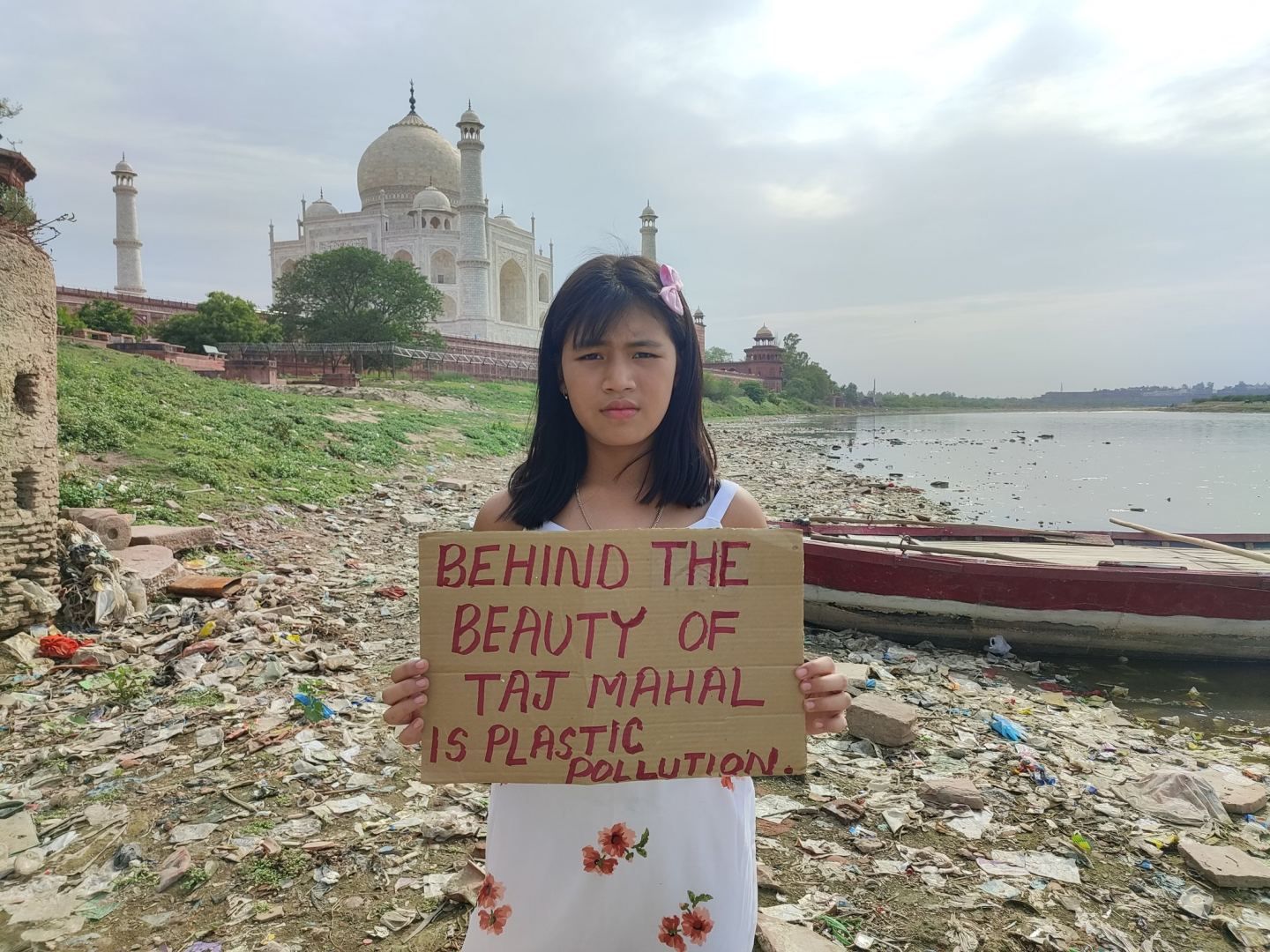 Tweet of 10-year-old climate activist forces authority to clean garbage around Taj Mahal