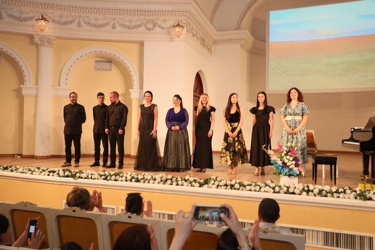 Famed pianist devotes her concert to Karabakh [PHOTO] - Gallery Image