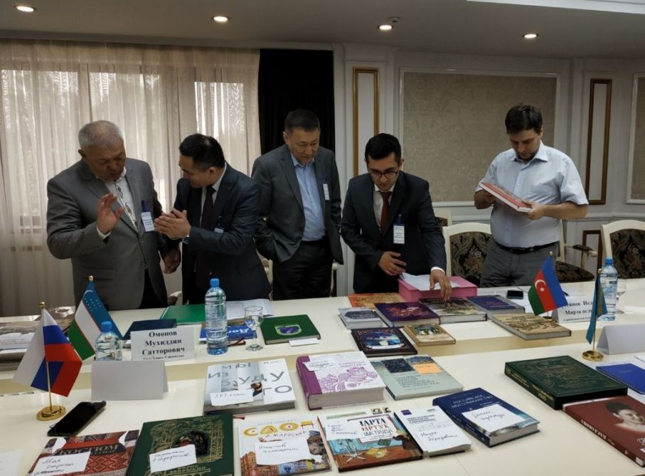 Azerbaijani books named best in Bishkek [PHOTO] - Gallery Image