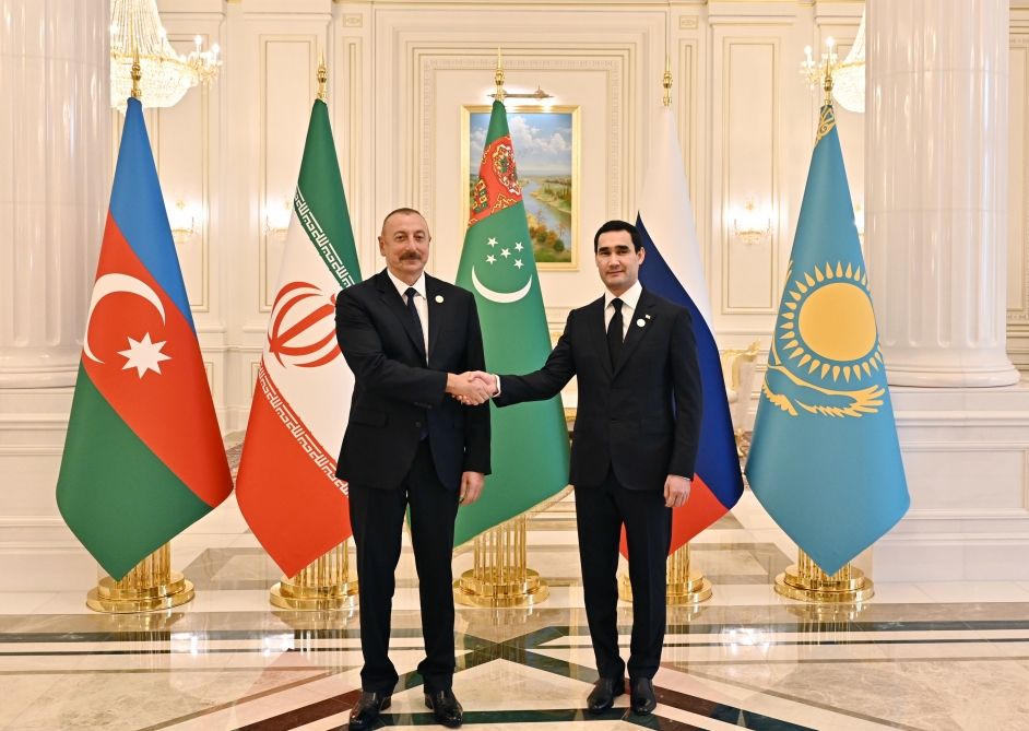 Azerbaijani, Turkmen presidents meet in Ashgabat [UPDATE]