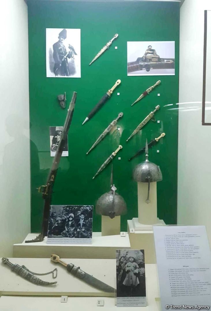 History Museum presents catalog of weapon collection [PHOTO] - Gallery Image