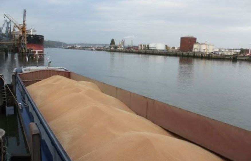 Russian wheat heads to Armenia via Azerbaijan in continued transit shipments